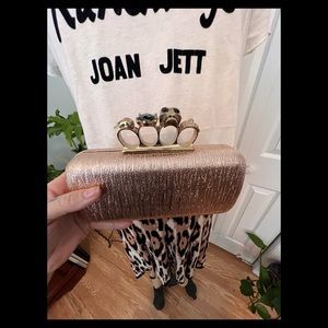 JUSTFAB BRASS KNUCKLES ROSE GOLD CLUTCH PURSE WITH DETACHABLE CHAIN